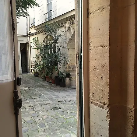 Apartament Au Coeur Du Marais *